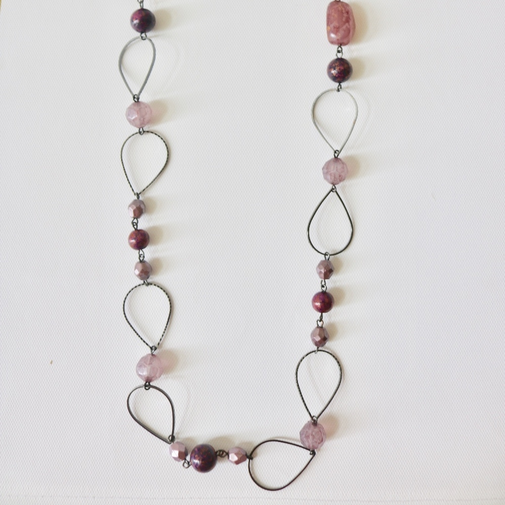 Loop & Stone Necklace
